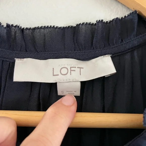 LOFT Dark Blue & Floral Embroidered Sleeveless Sheer Blouse - Picture 5 of 6